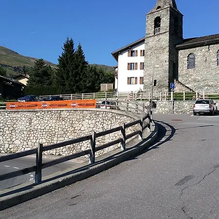 Chez Angele Bed & Breakfast 3*